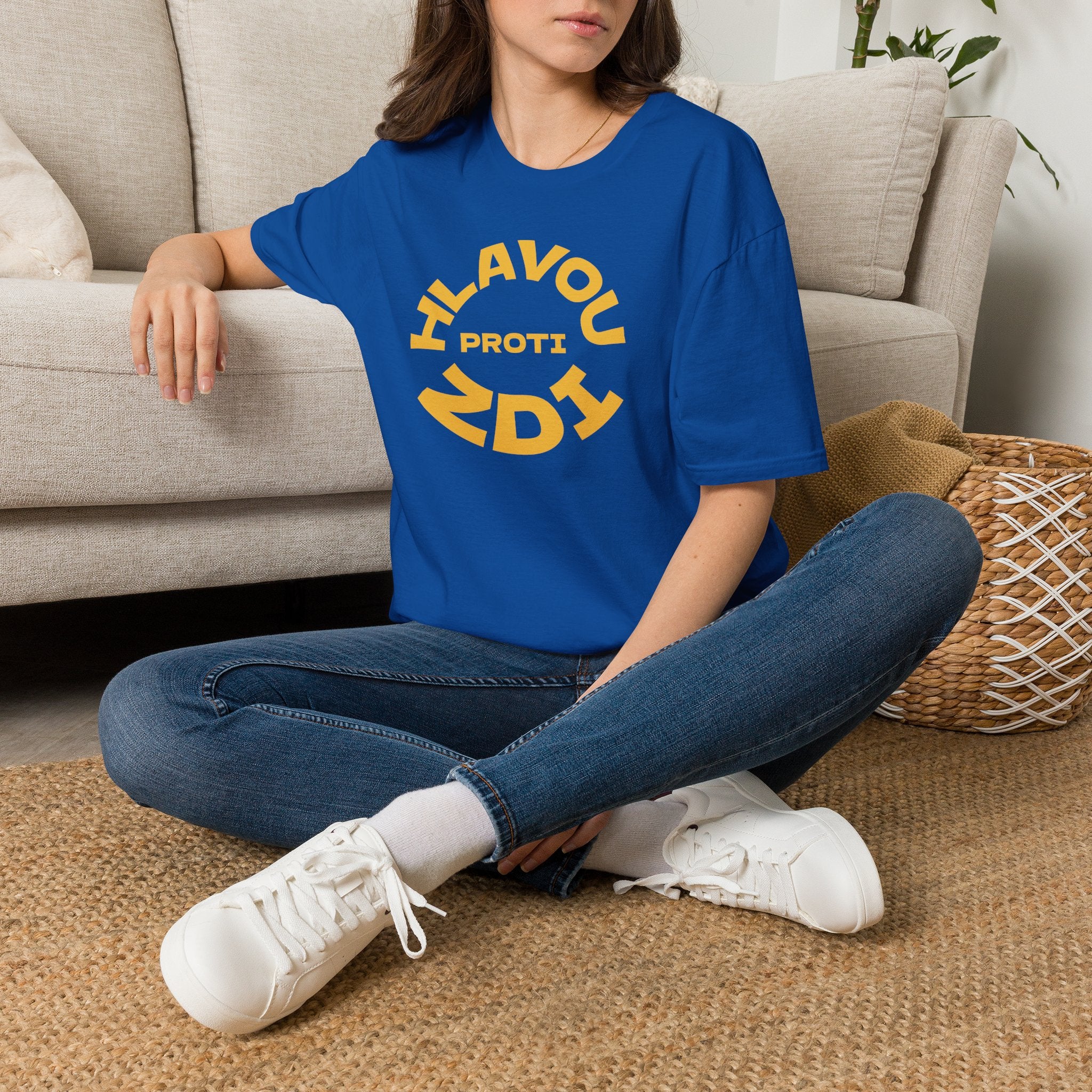T-Shirt — Hlavou Proti Zdi - Bold Graphic Tee
