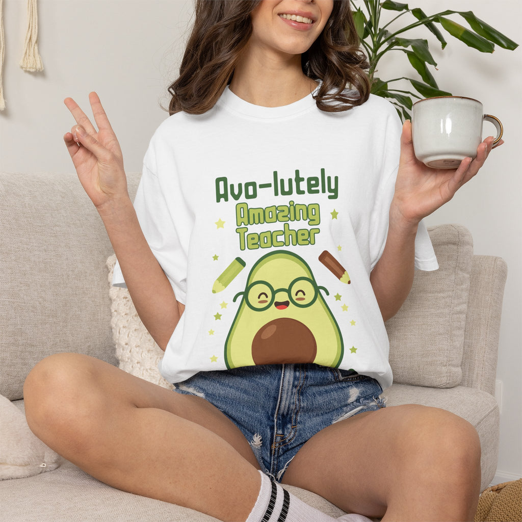 Personalizable "Avo-lutely Amazing Teacher" T-Shirt — Cute Avocado [XX] Grade Teacher Tee