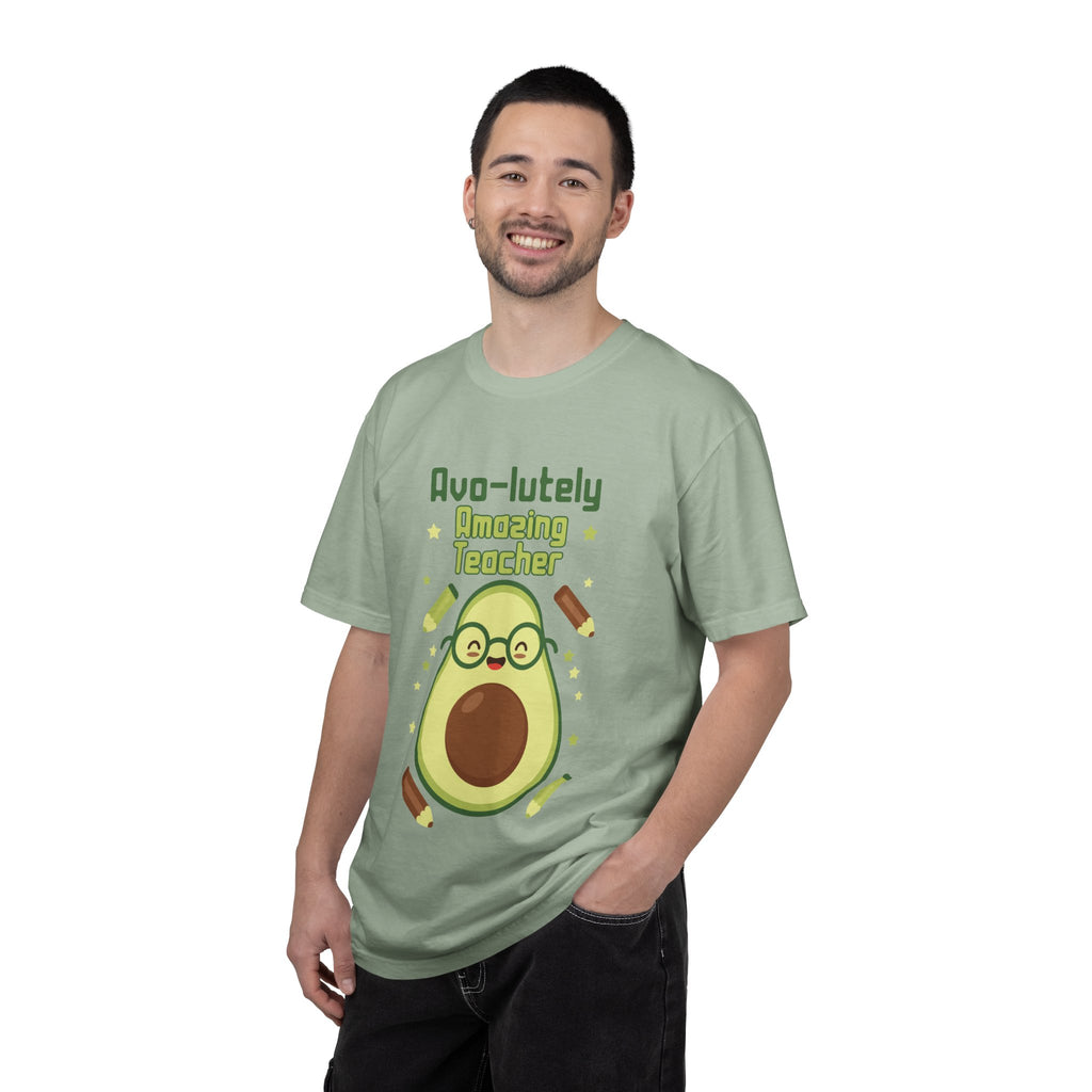 Personalizable "Avo-lutely Amazing Teacher" T-Shirt — Cute Avocado [XX] Grade Teacher Tee