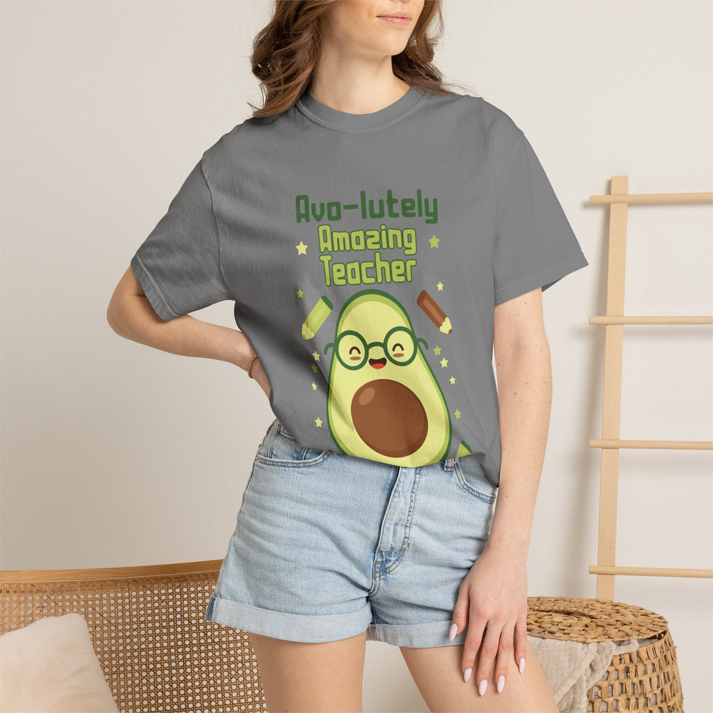Personalizable "Avo-lutely Amazing Teacher" T-Shirt — Cute Avocado [XX] Grade Teacher Tee