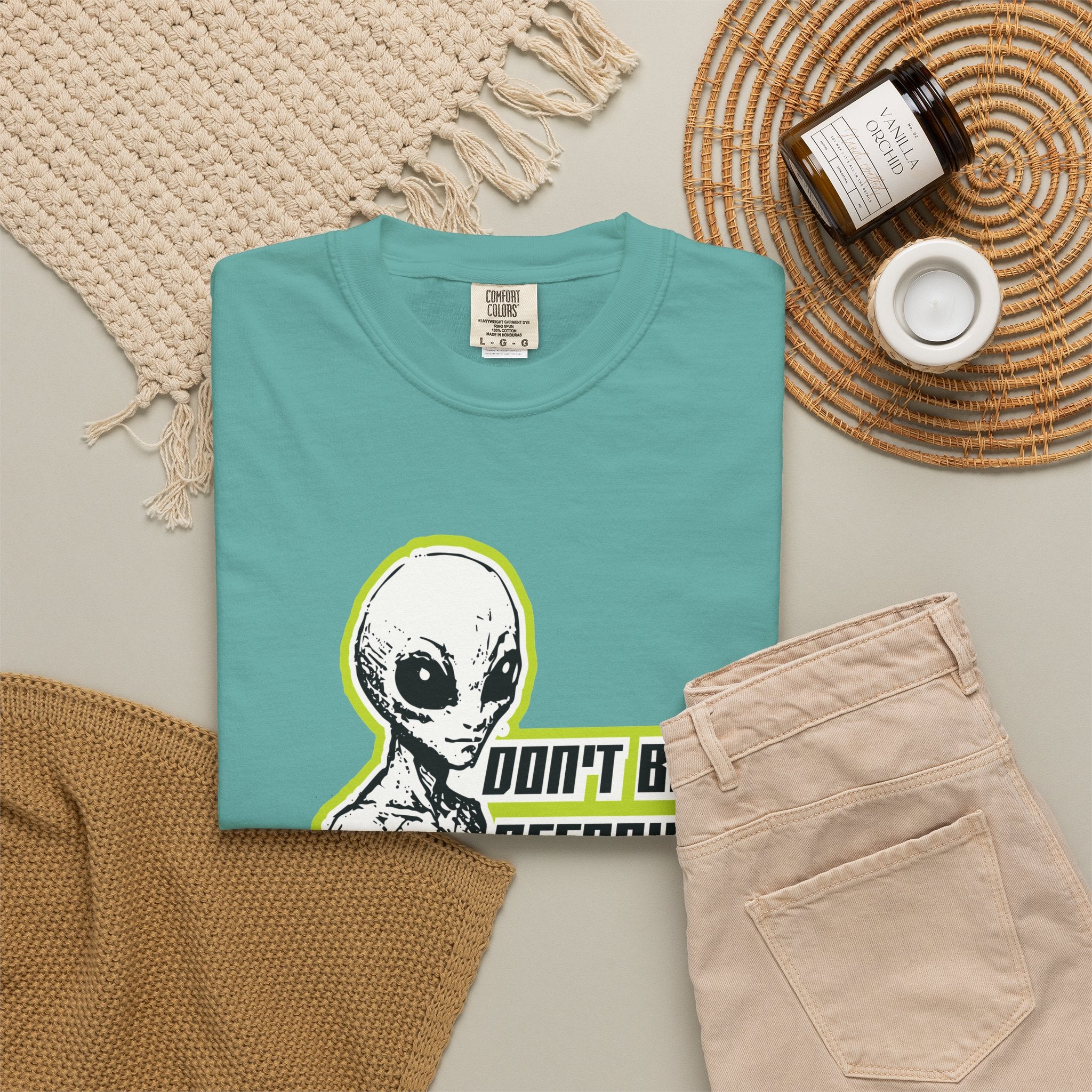 Alien Graphic T-Shirt — "Don't Be Affraid of What You Don't Understand"