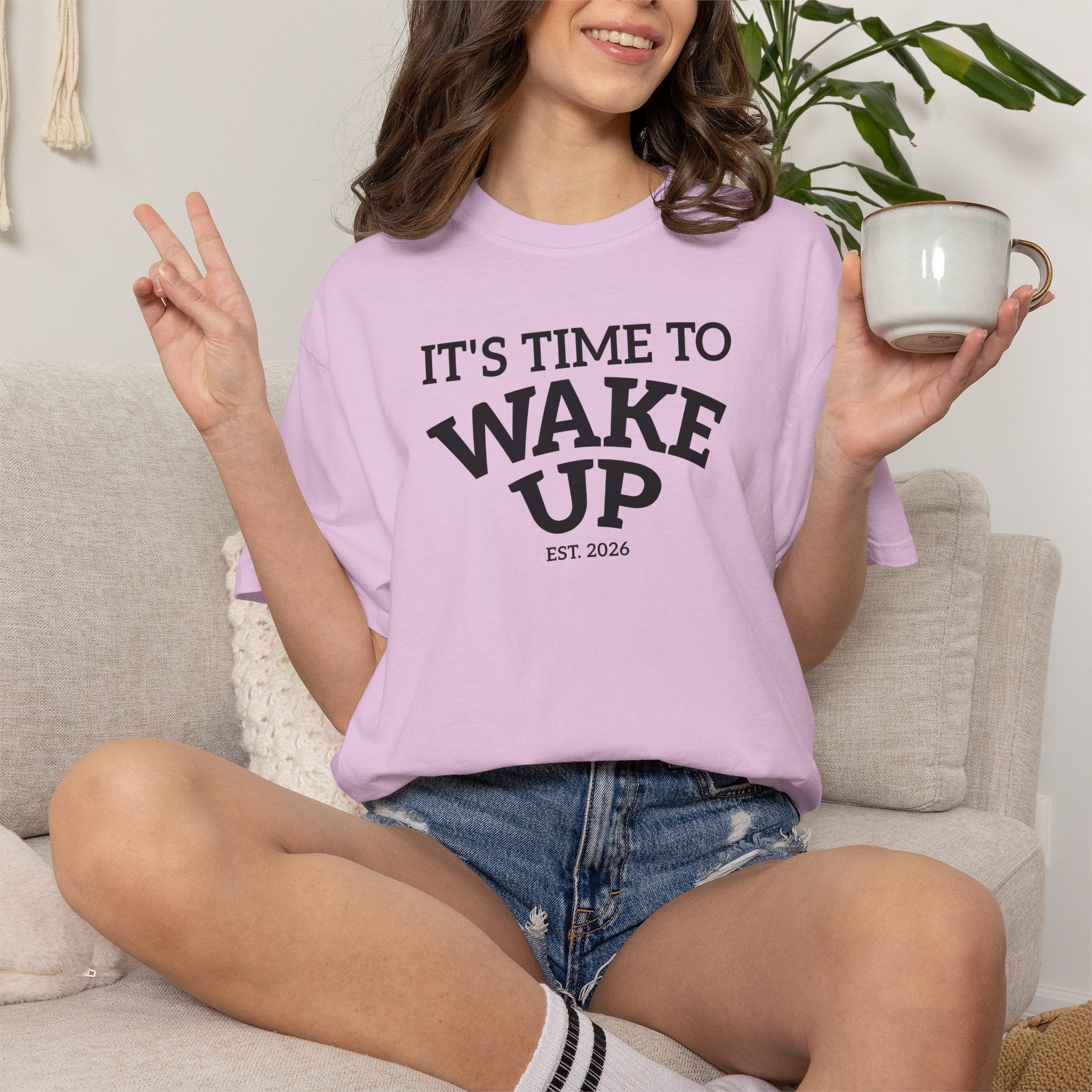 Wake Up Graphic T-Shirt — "It's Time to Wake Up" Casual Tee