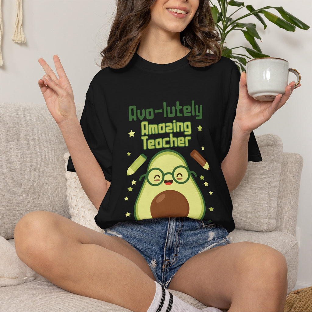 Personalizable "Avo-lutely Amazing Teacher" T-Shirt — Cute Avocado [XX] Grade Teacher Tee