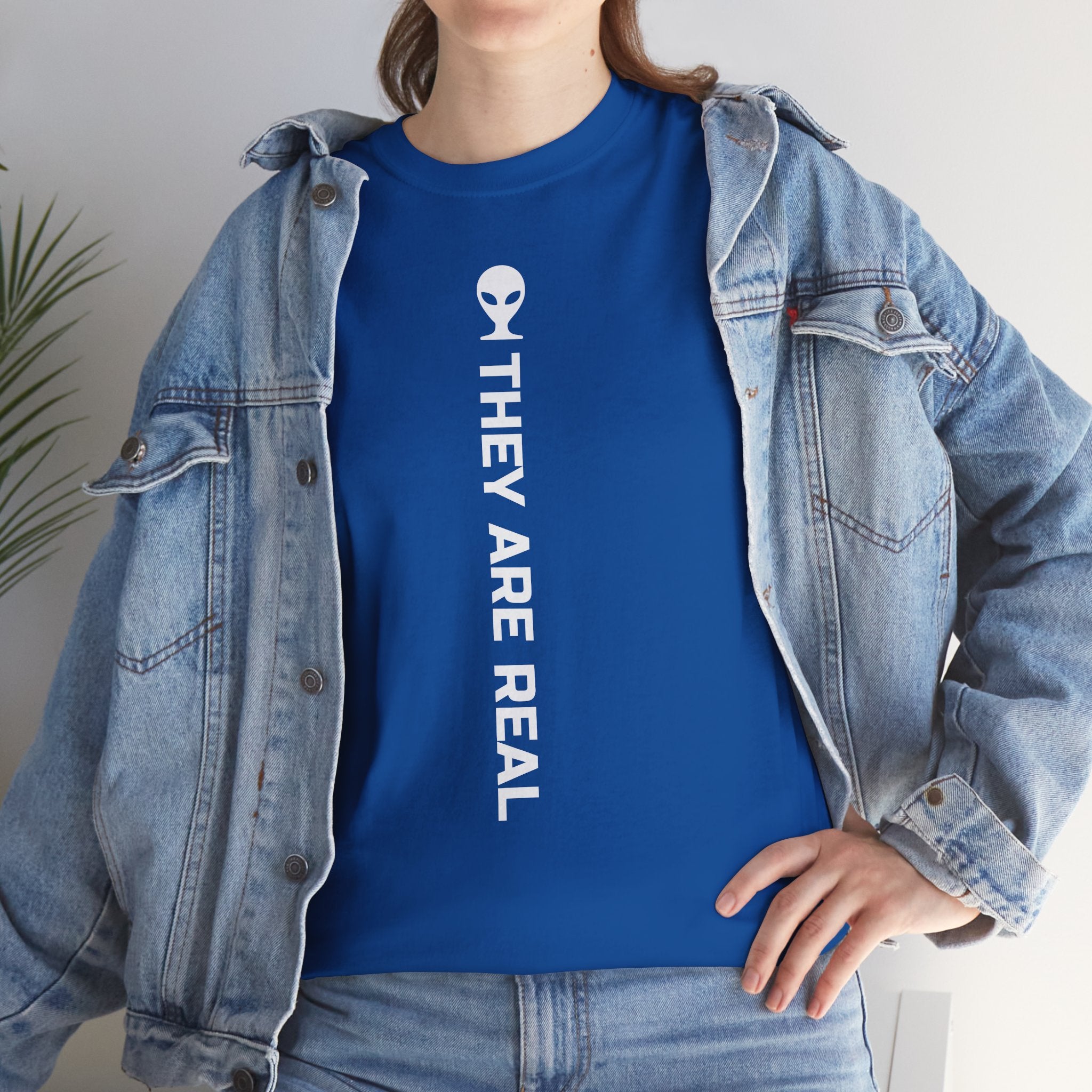 Alien Tee — Minimal "They Are Real" Vertical Graphic T-Shirt dark