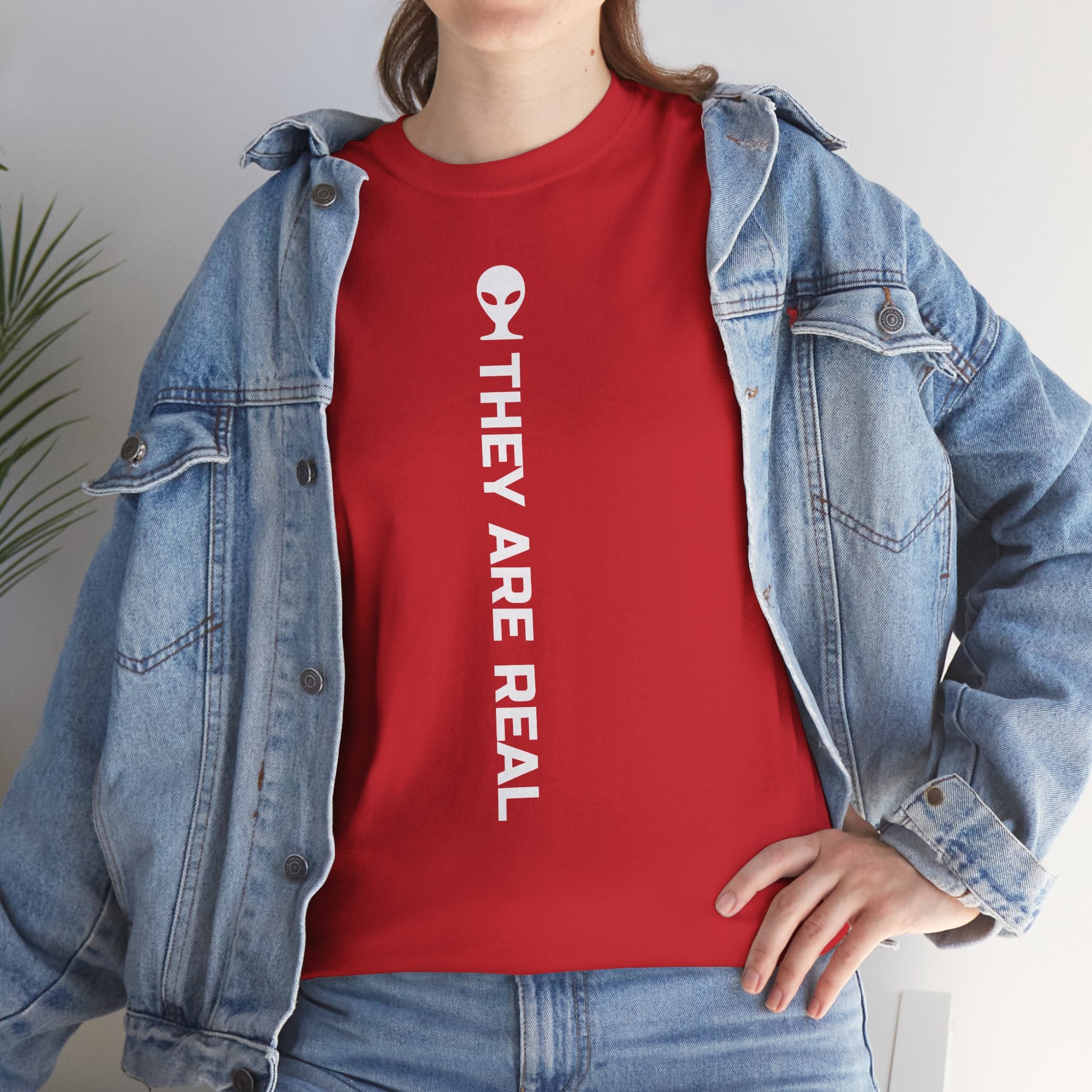 Alien Tee — Minimal "They Are Real" Vertical Graphic T-Shirt dark