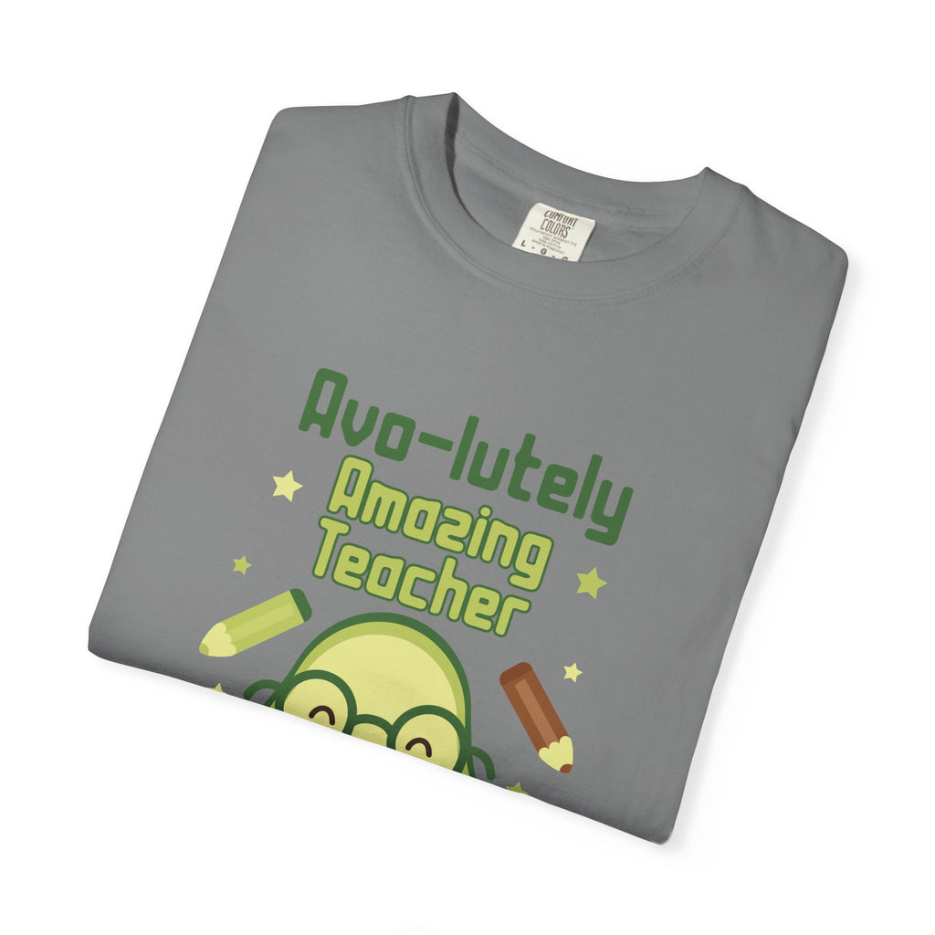 Personalizable "Avo-lutely Amazing Teacher" T-Shirt — Cute Avocado [XX] Grade Teacher Tee