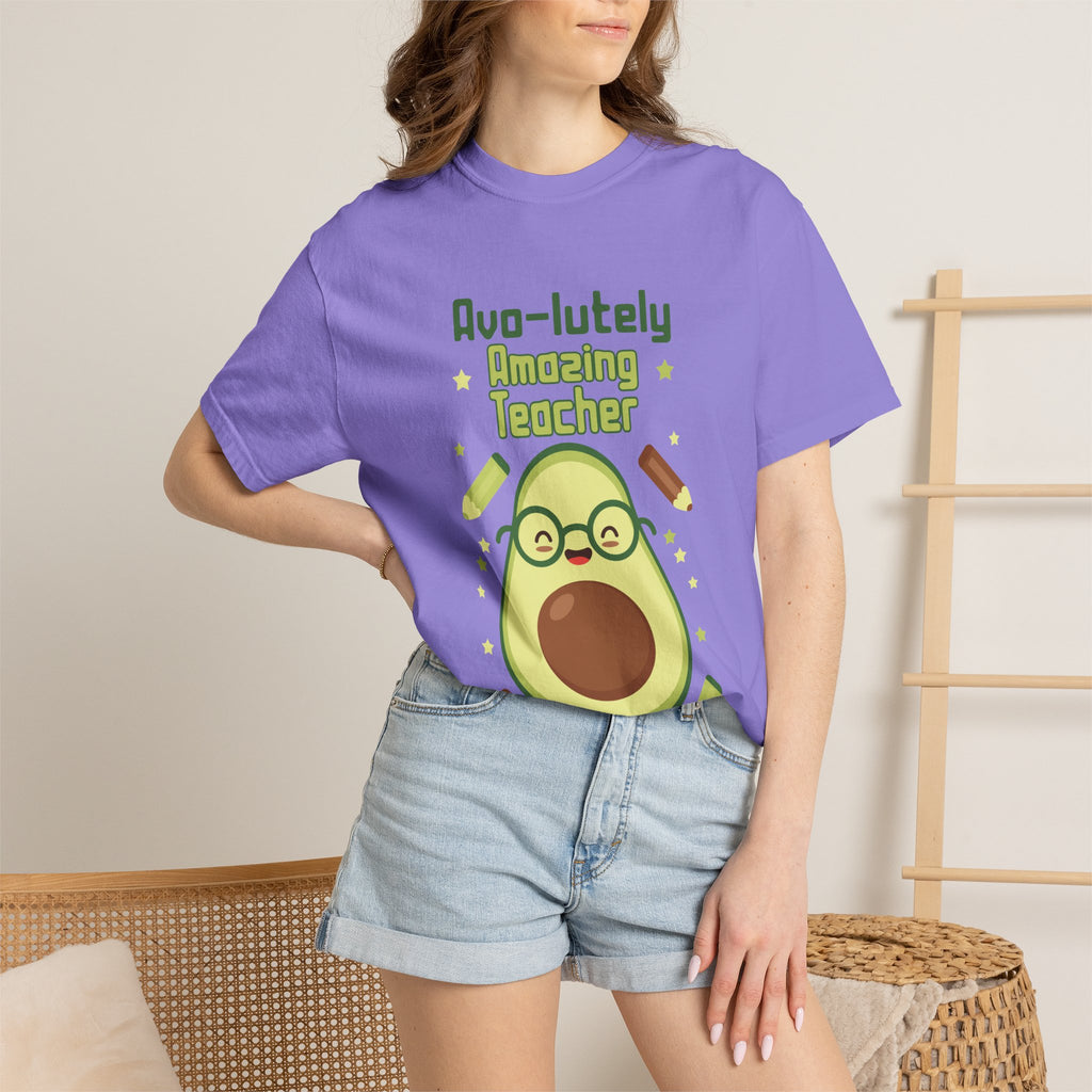 Personalizable "Avo-lutely Amazing Teacher" T-Shirt — Cute Avocado [XX] Grade Teacher Tee