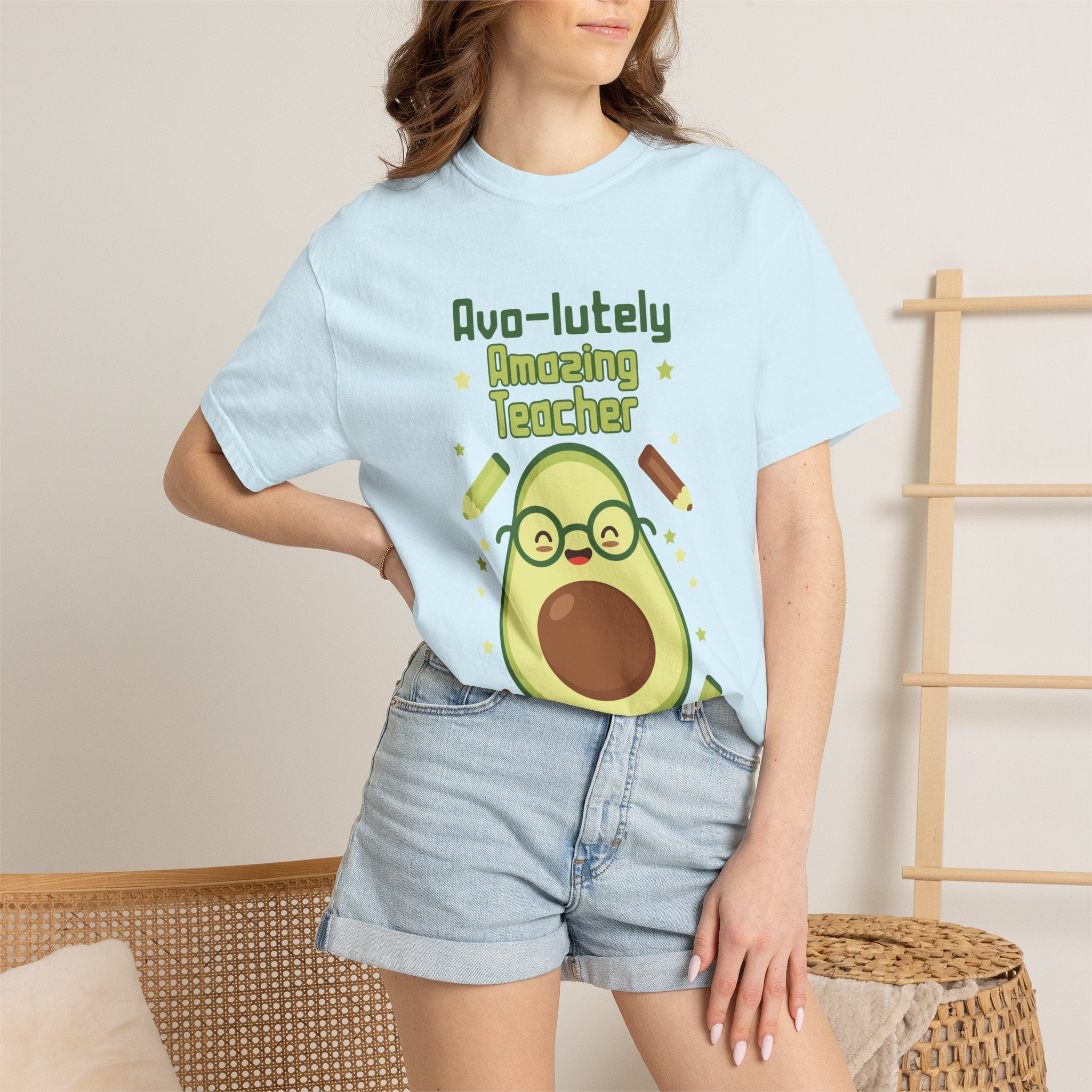 Personalizable "Avo-lutely Amazing Teacher" T-Shirt — Cute Avocado [XX] Grade Teacher Tee
