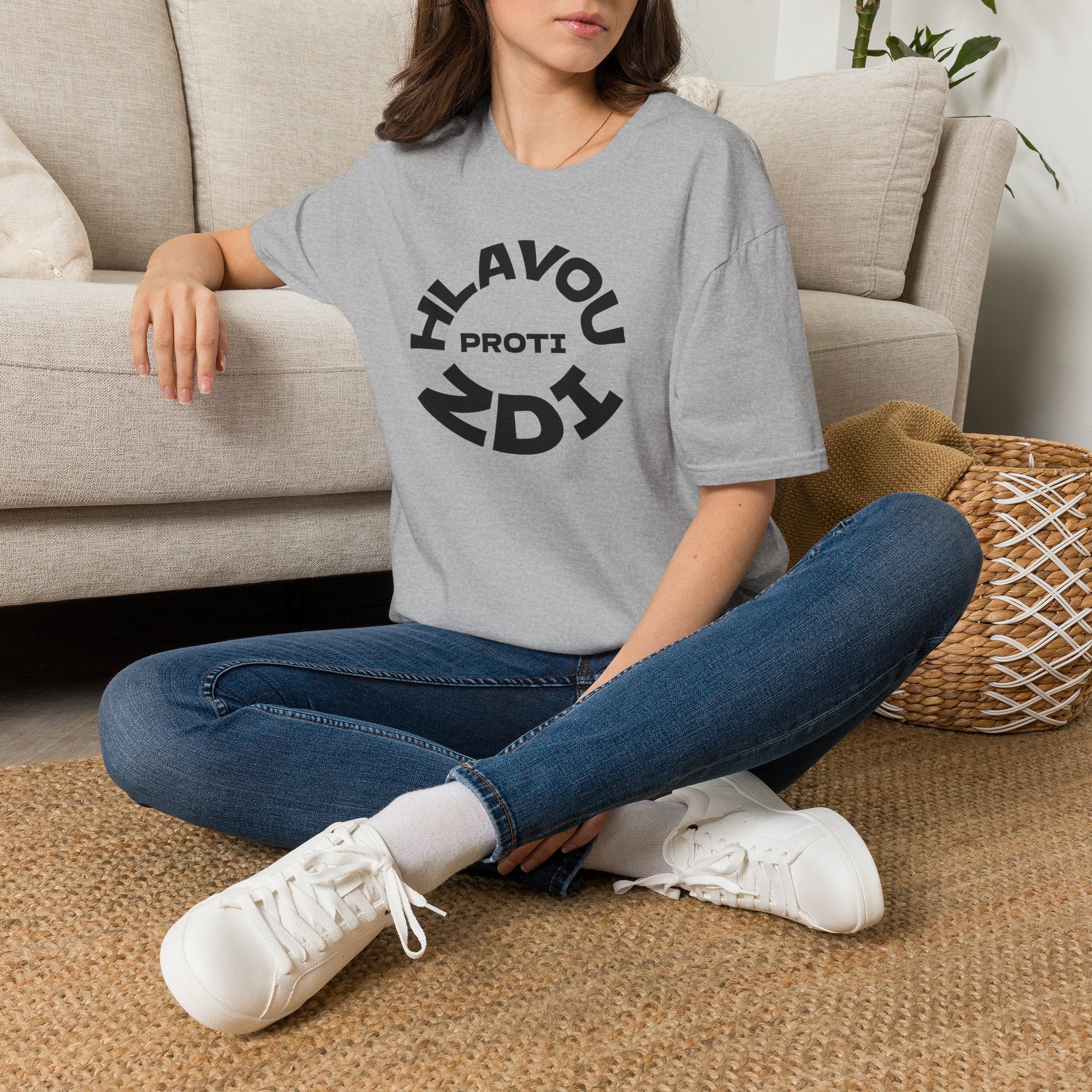 T-Shirt — Hlavou Proti Zdi - Bold Graphic Tee