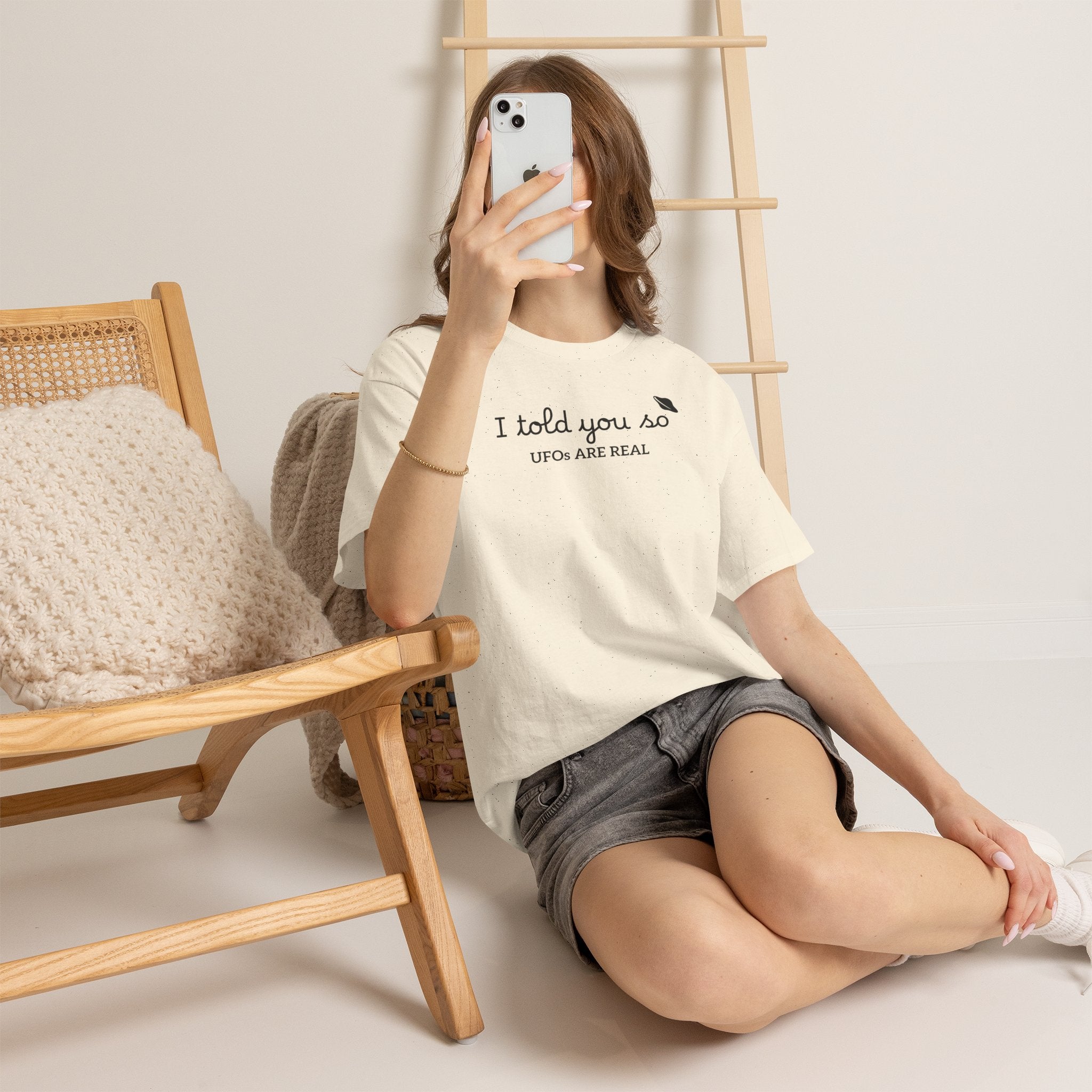 Alien Tee — Minimal "I told you so" Graphic T-Shirt
